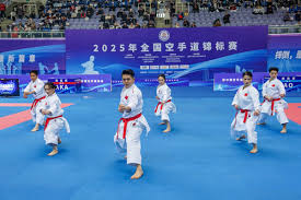 的策略和财 的策略和财